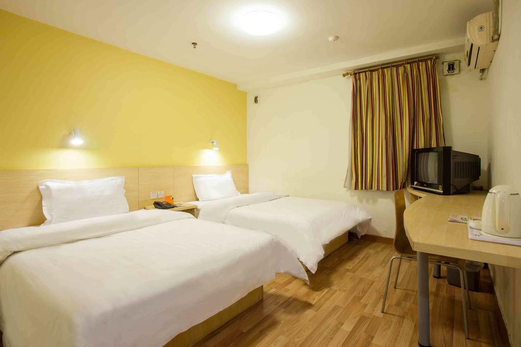 7Days Inn Foshan Coach Terminal Kültér fotó